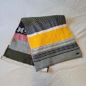 Duluth Trading Co. Womens Scandinavian Scarf Nordic Colorful Cozy Long Snowflake